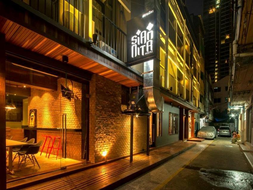 Ngoại cảnh khách sạn