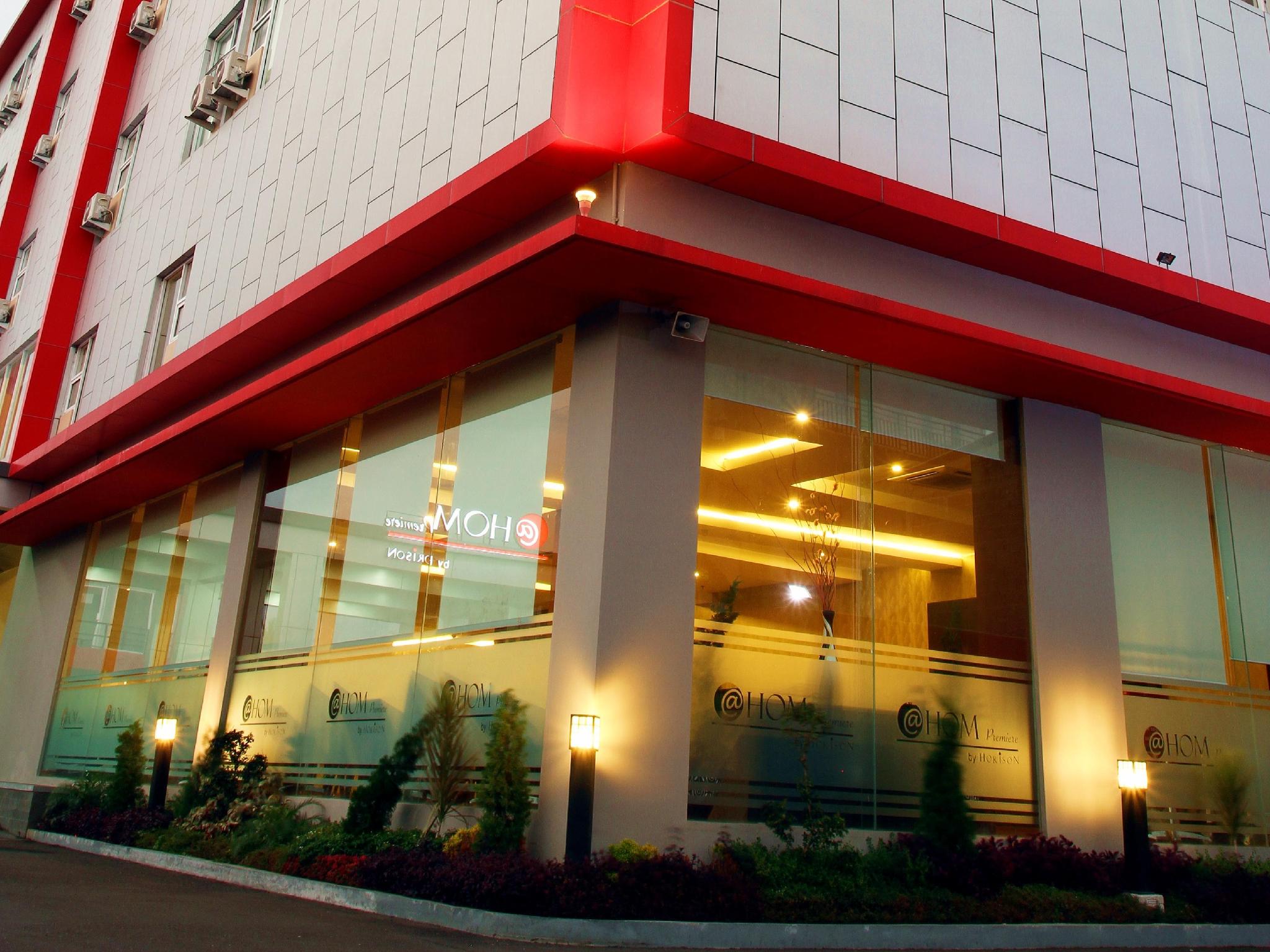 Ngoại cảnh khách sạn