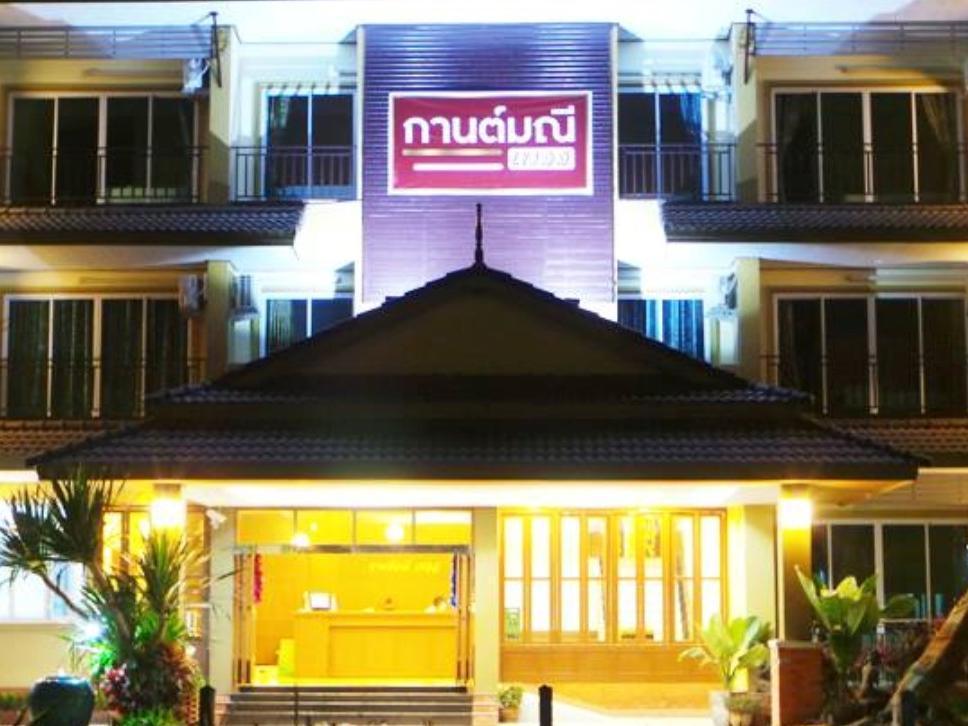 Ngoại cảnh khách sạn