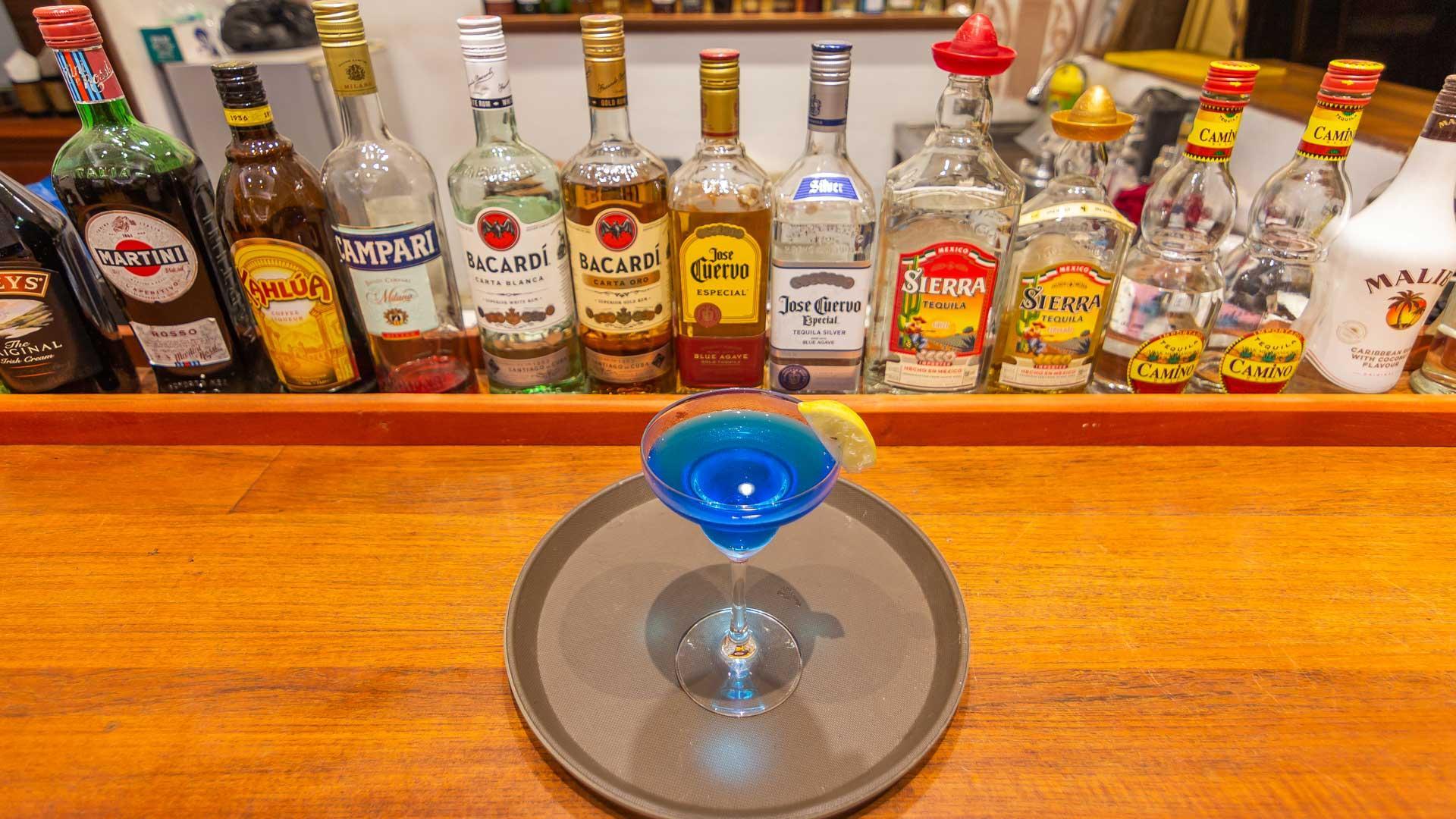 Đồ ăn và thức uống