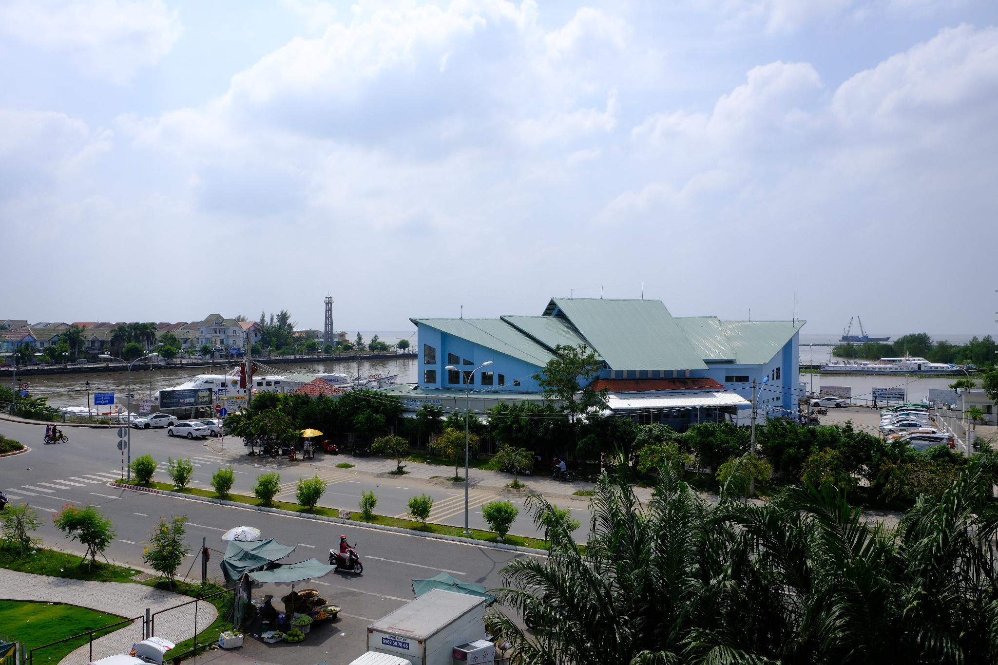 Khu vực xung quanh