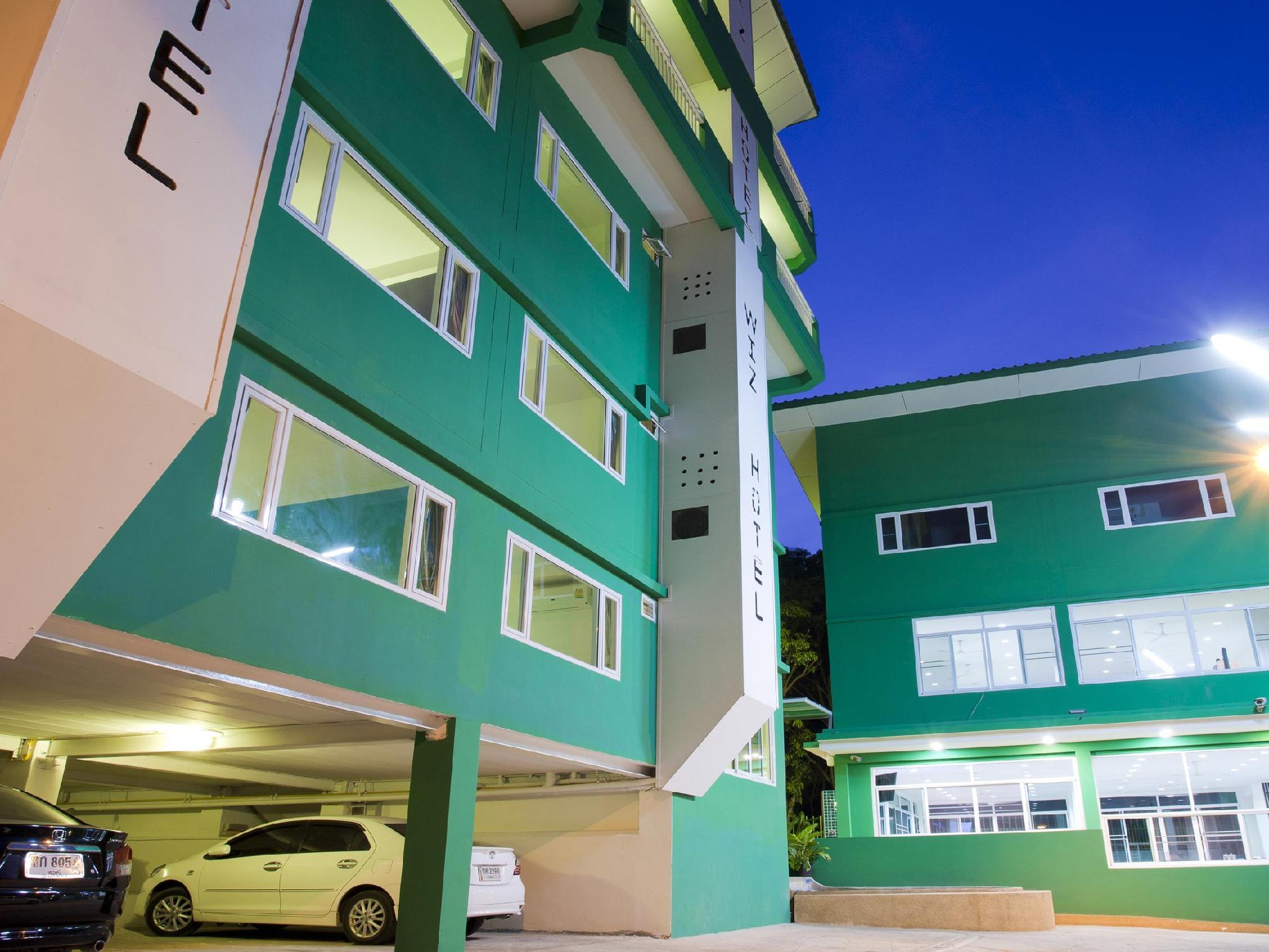 Ngoại cảnh khách sạn