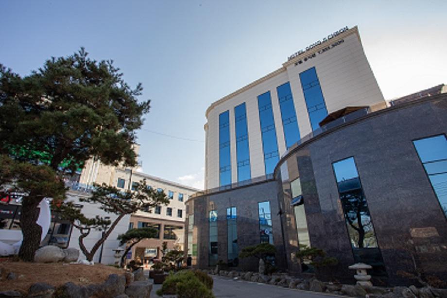 Ngoại cảnh khách sạn