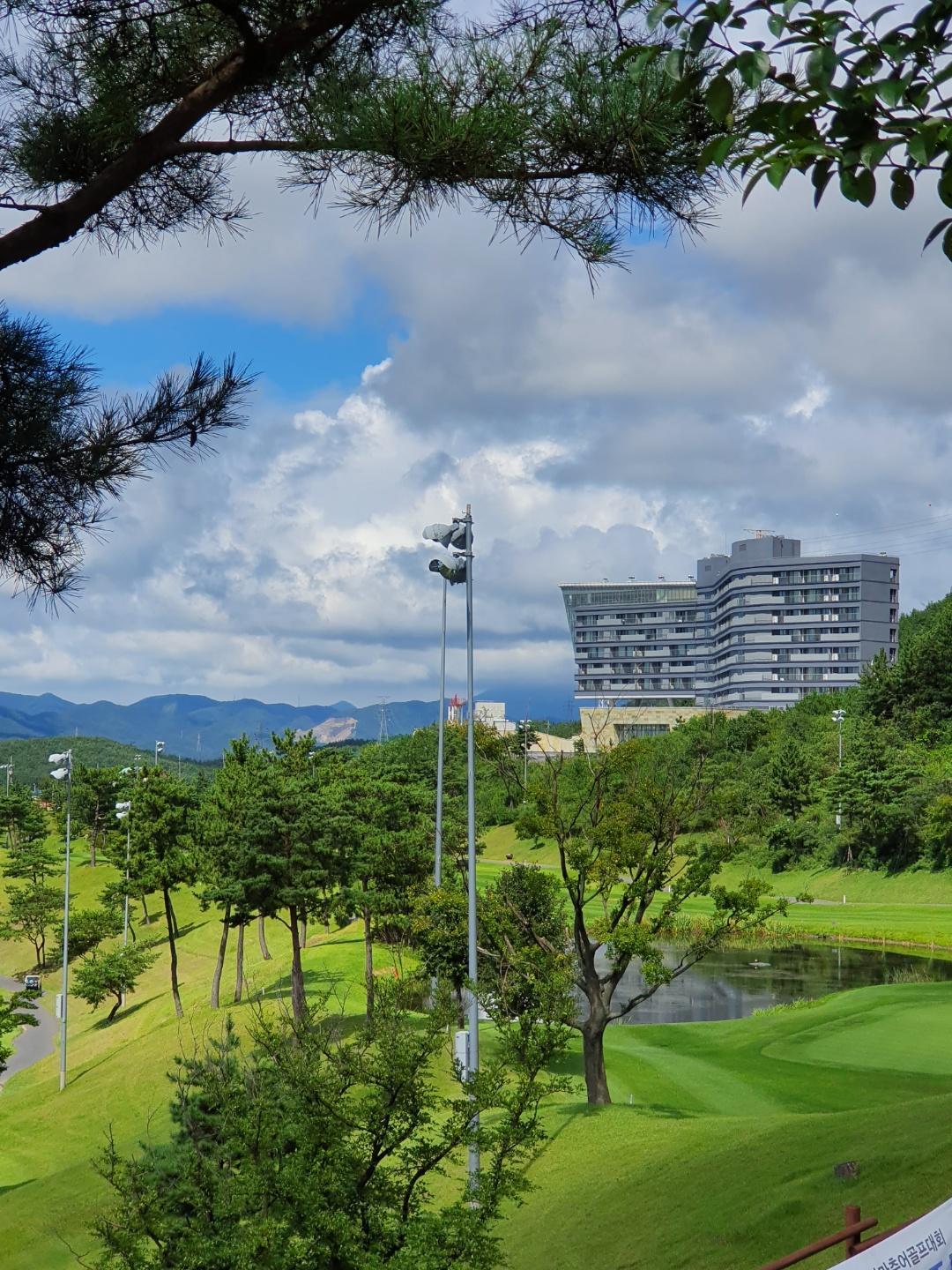 Ngoại cảnh khách sạn