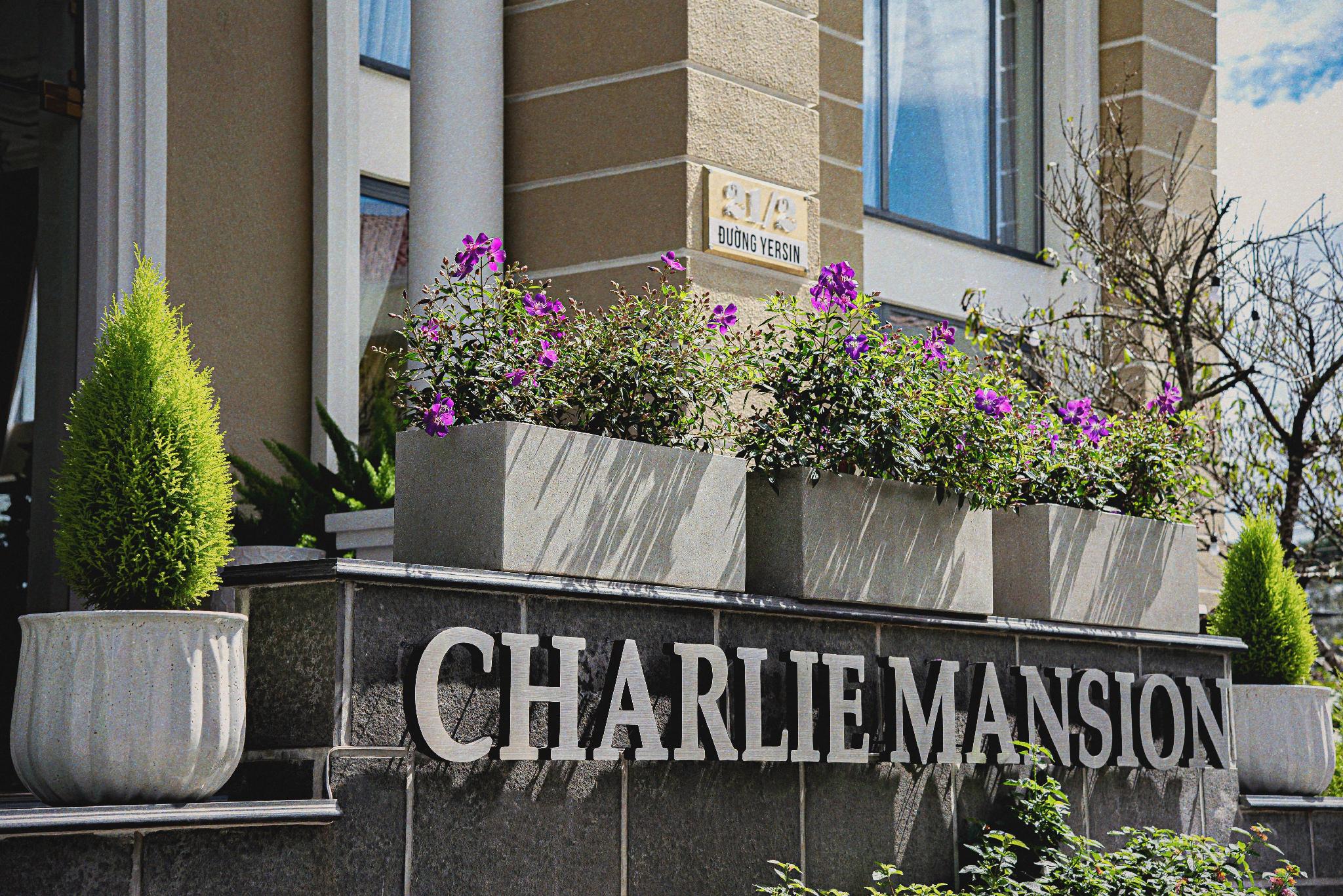 Ngoại cảnh khách sạn