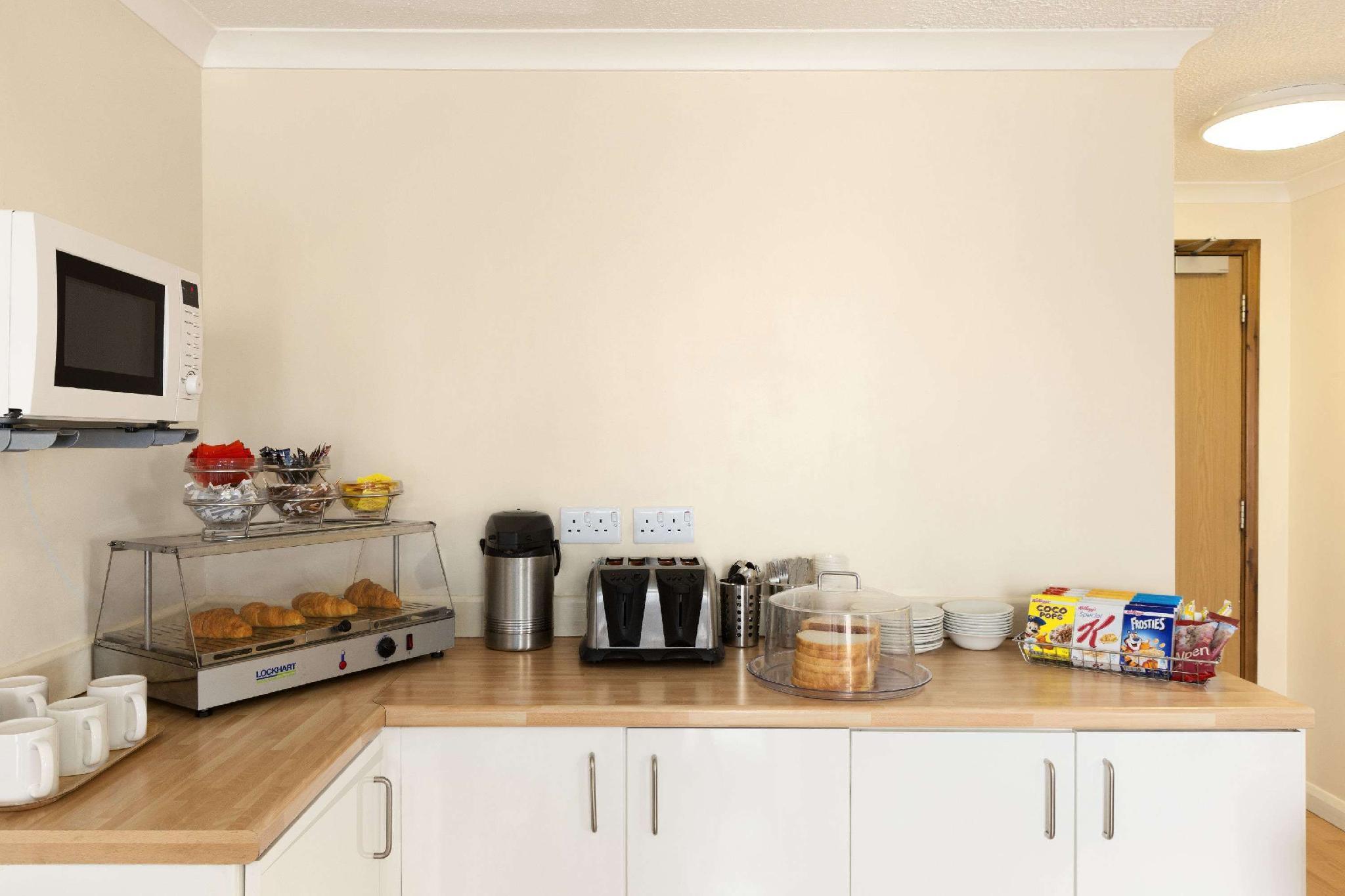 Đồ ăn và thức uống