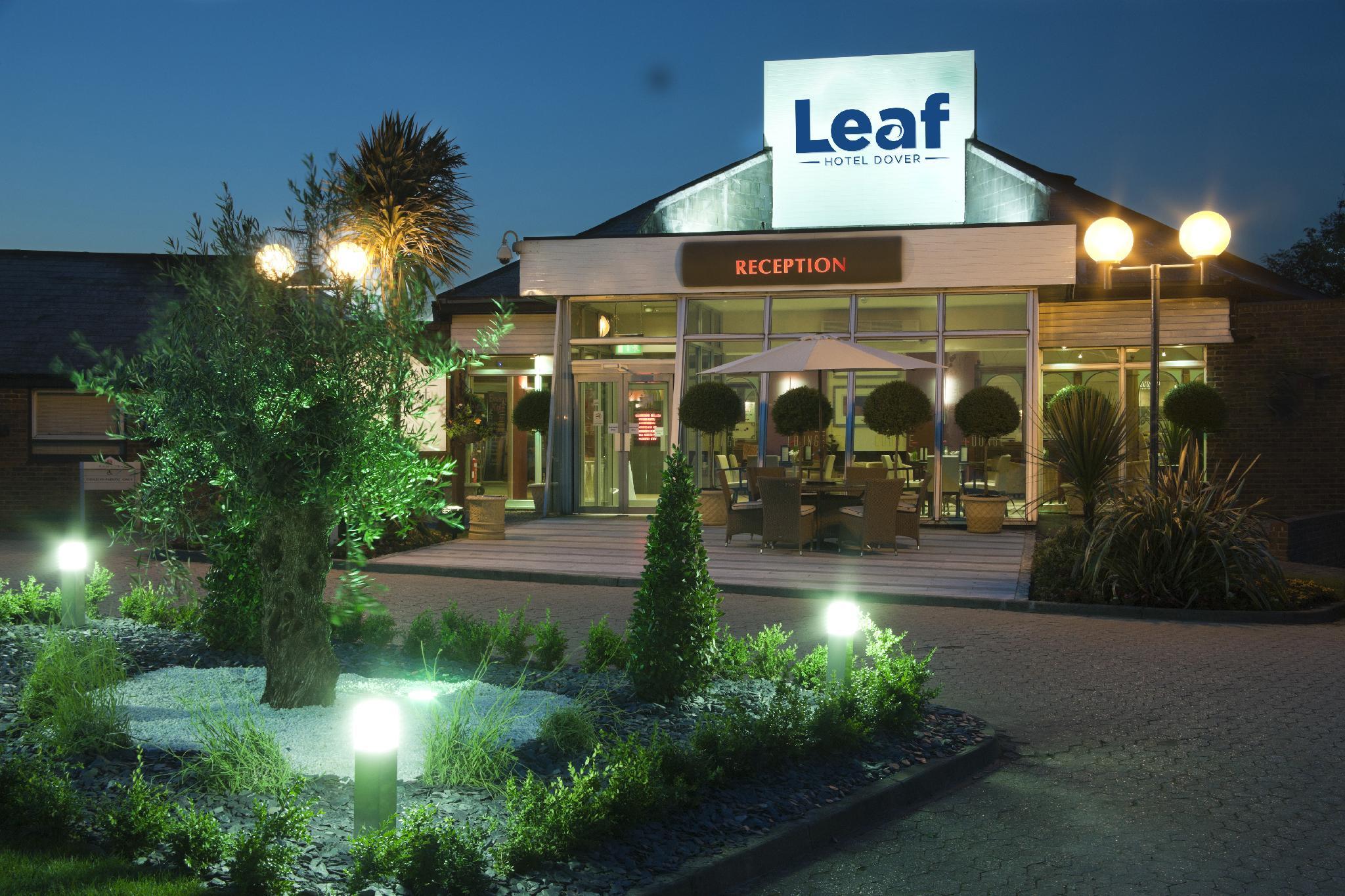 Ngoại cảnh khách sạn