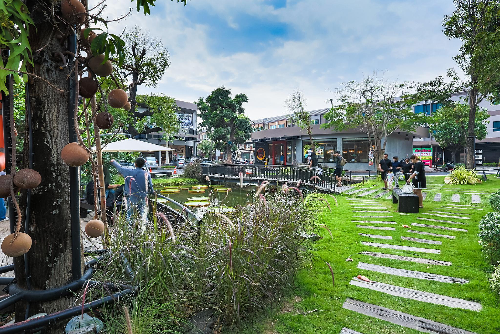 Ngoại cảnh khách sạn