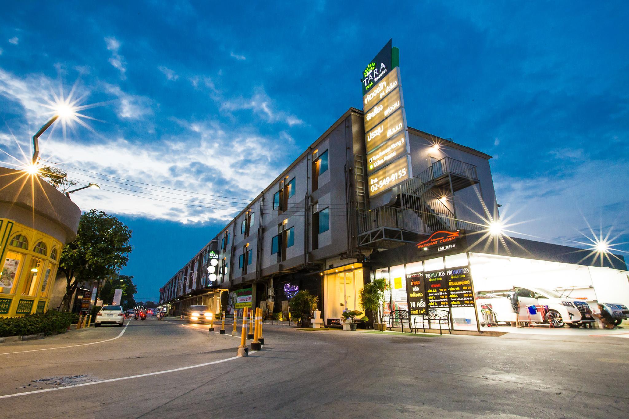 Ngoại cảnh khách sạn