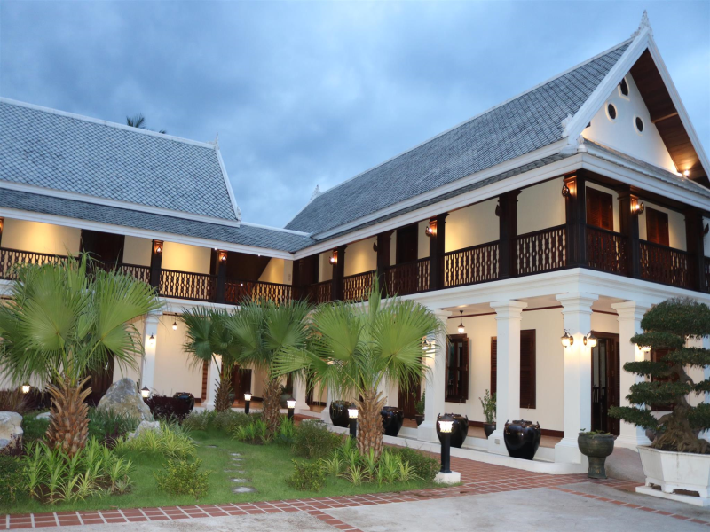 Ngoại cảnh khách sạn