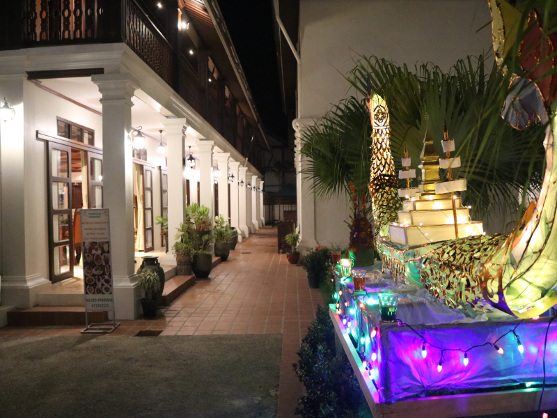 Ngoại cảnh khách sạn