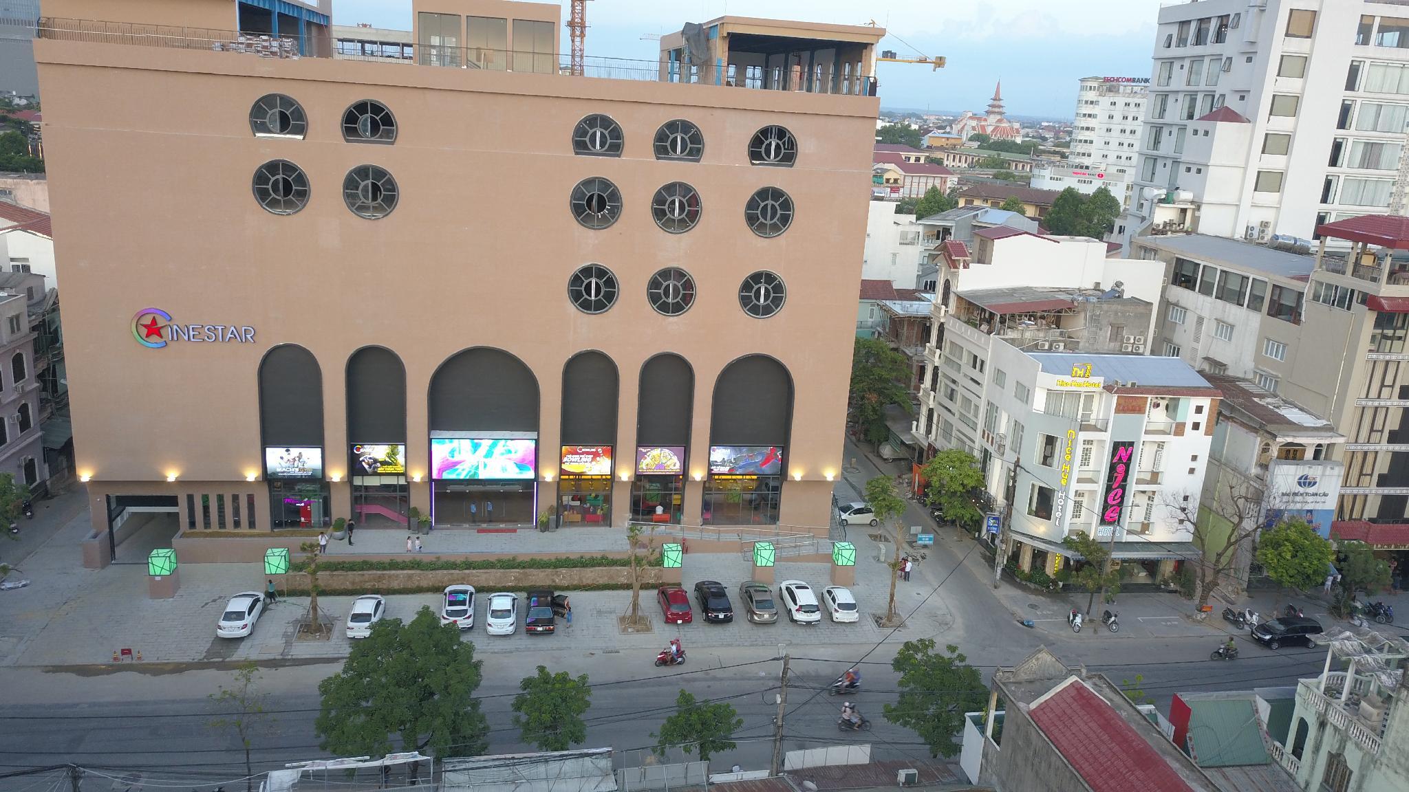 Ngoại cảnh khách sạn