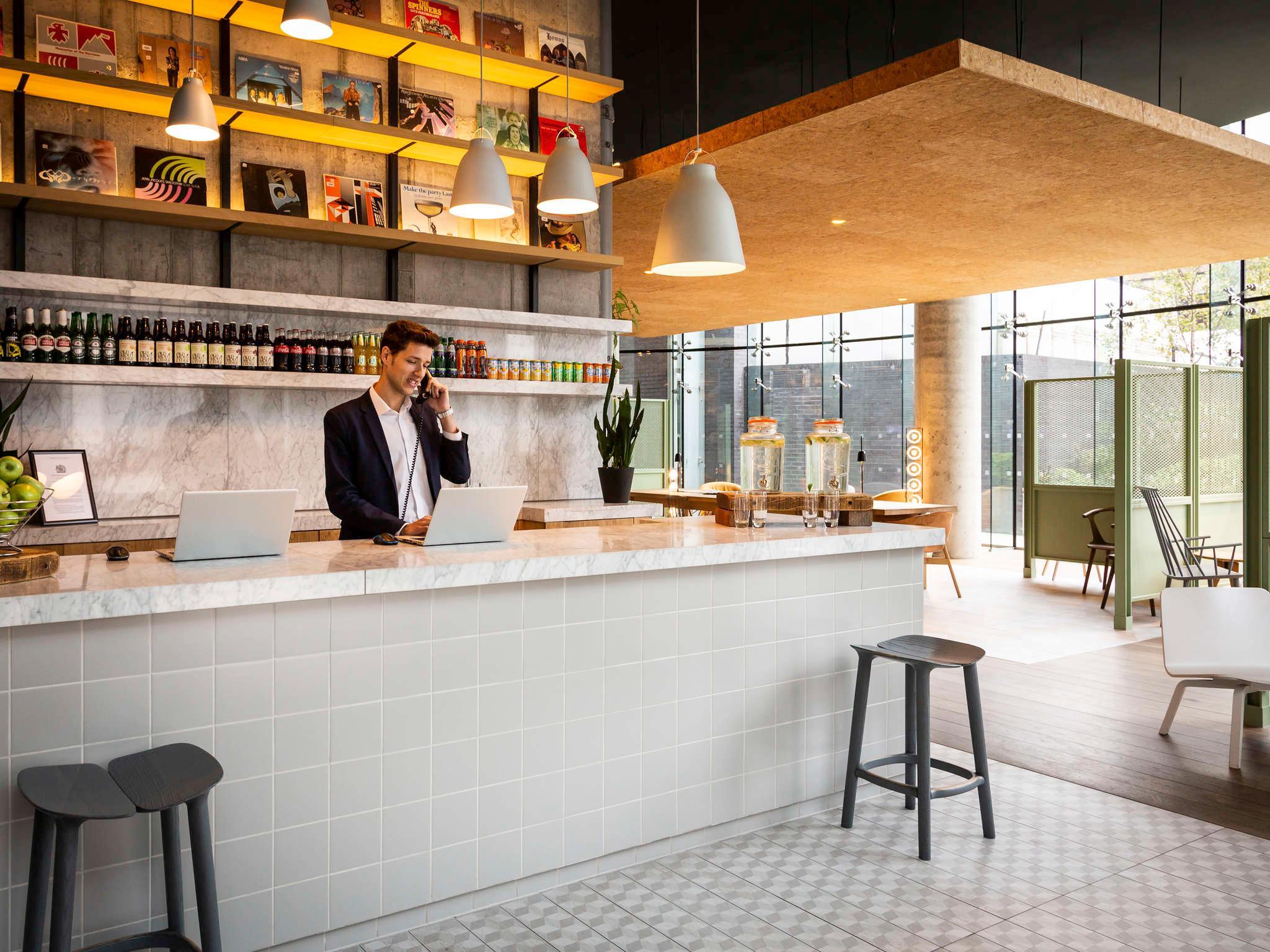 Đồ ăn và thức uống