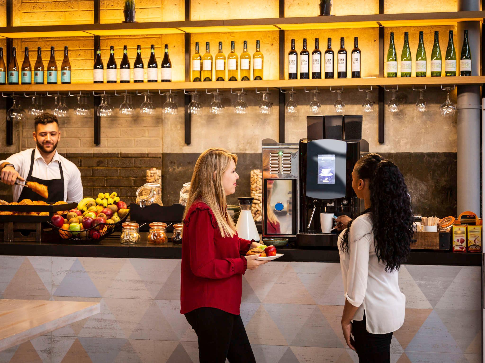 Đồ ăn và thức uống