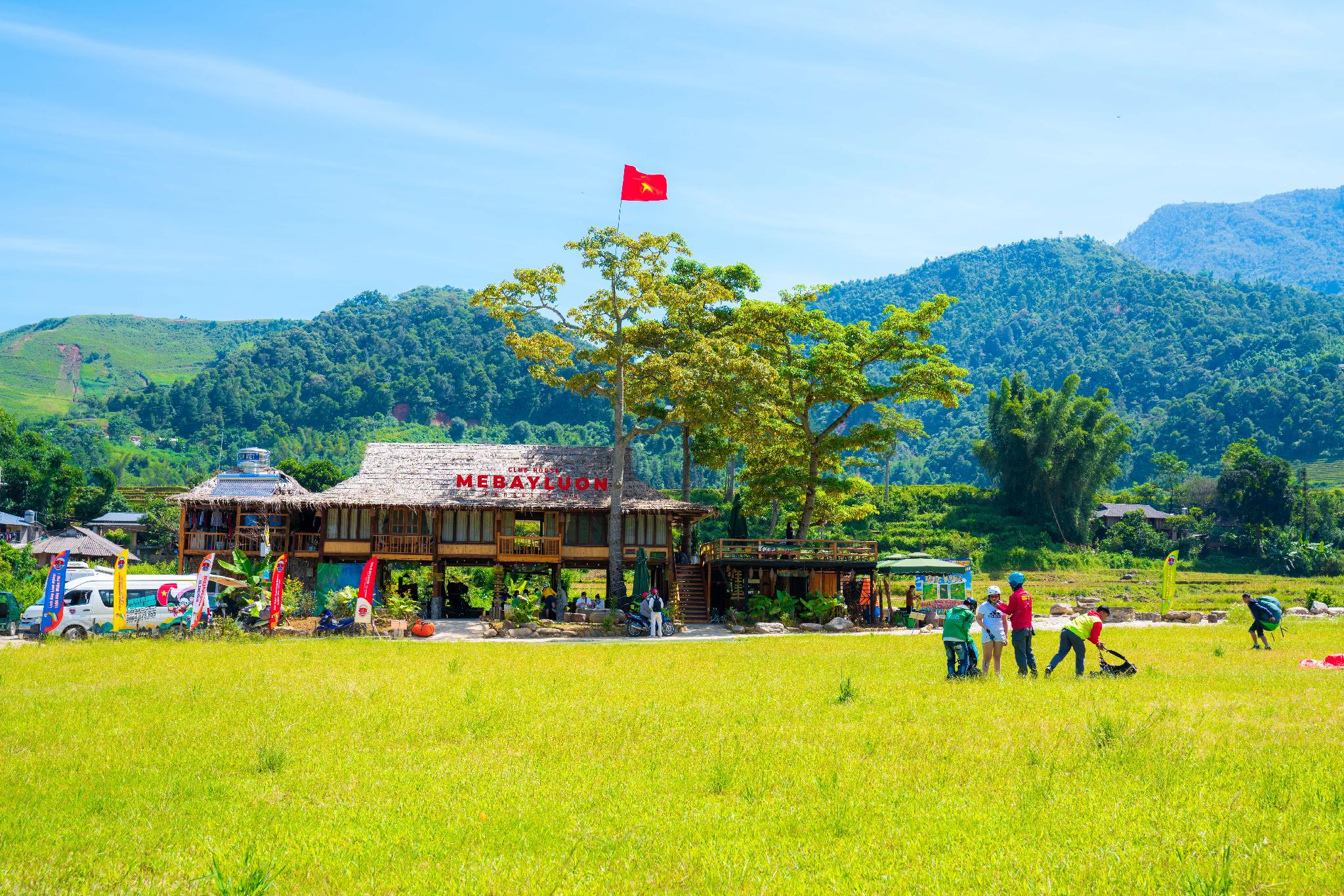 Ngoại cảnh khách sạn