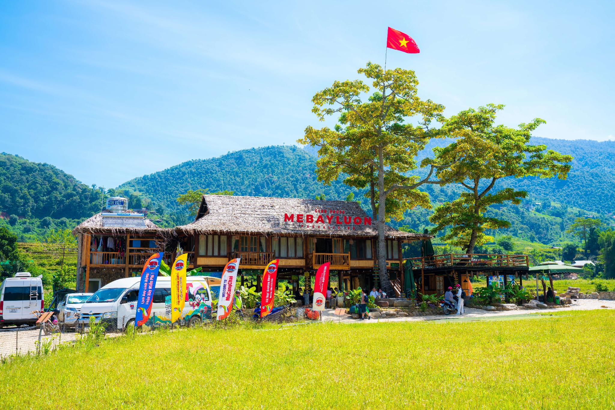 Ngoại cảnh khách sạn