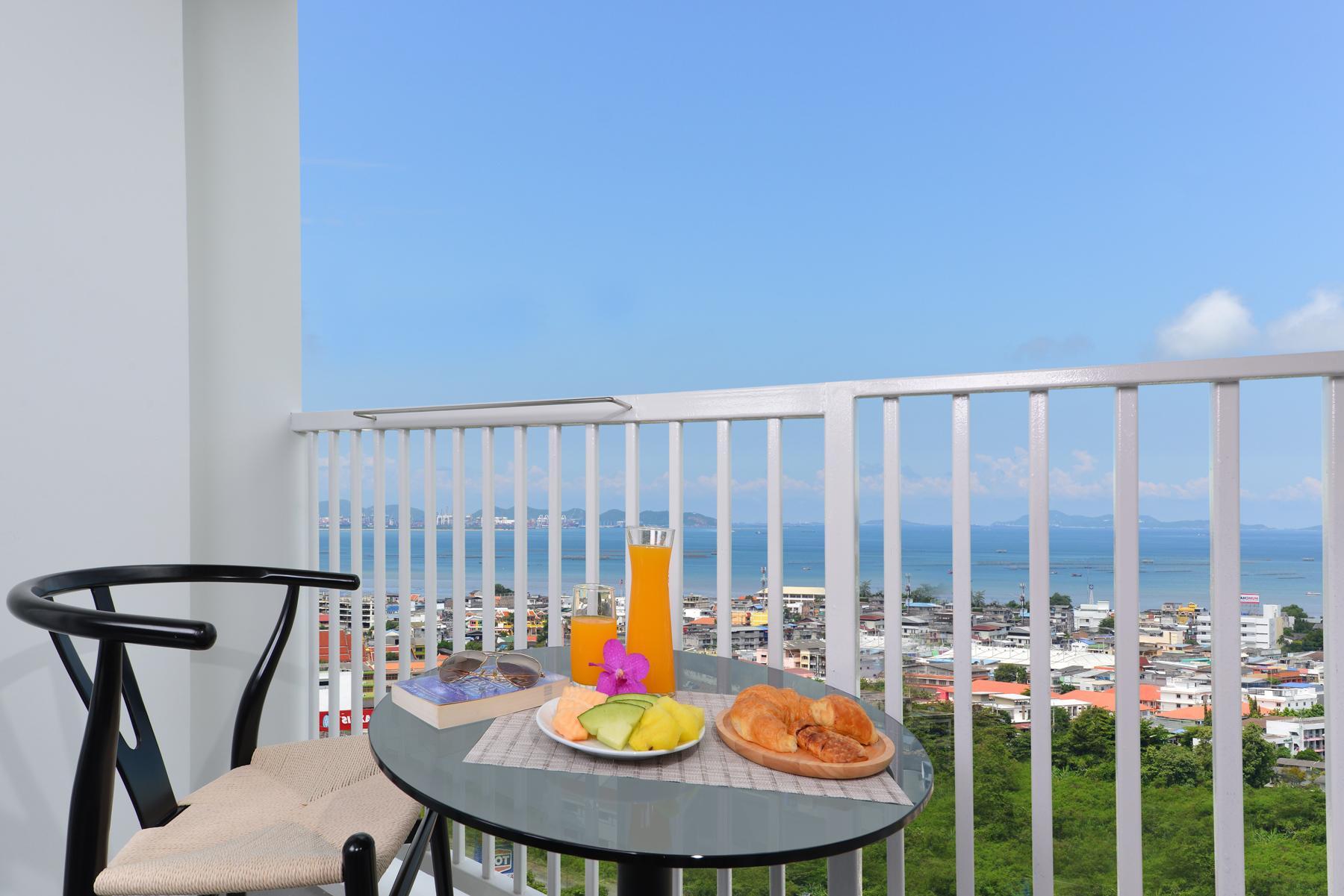 Đồ ăn và thức uống