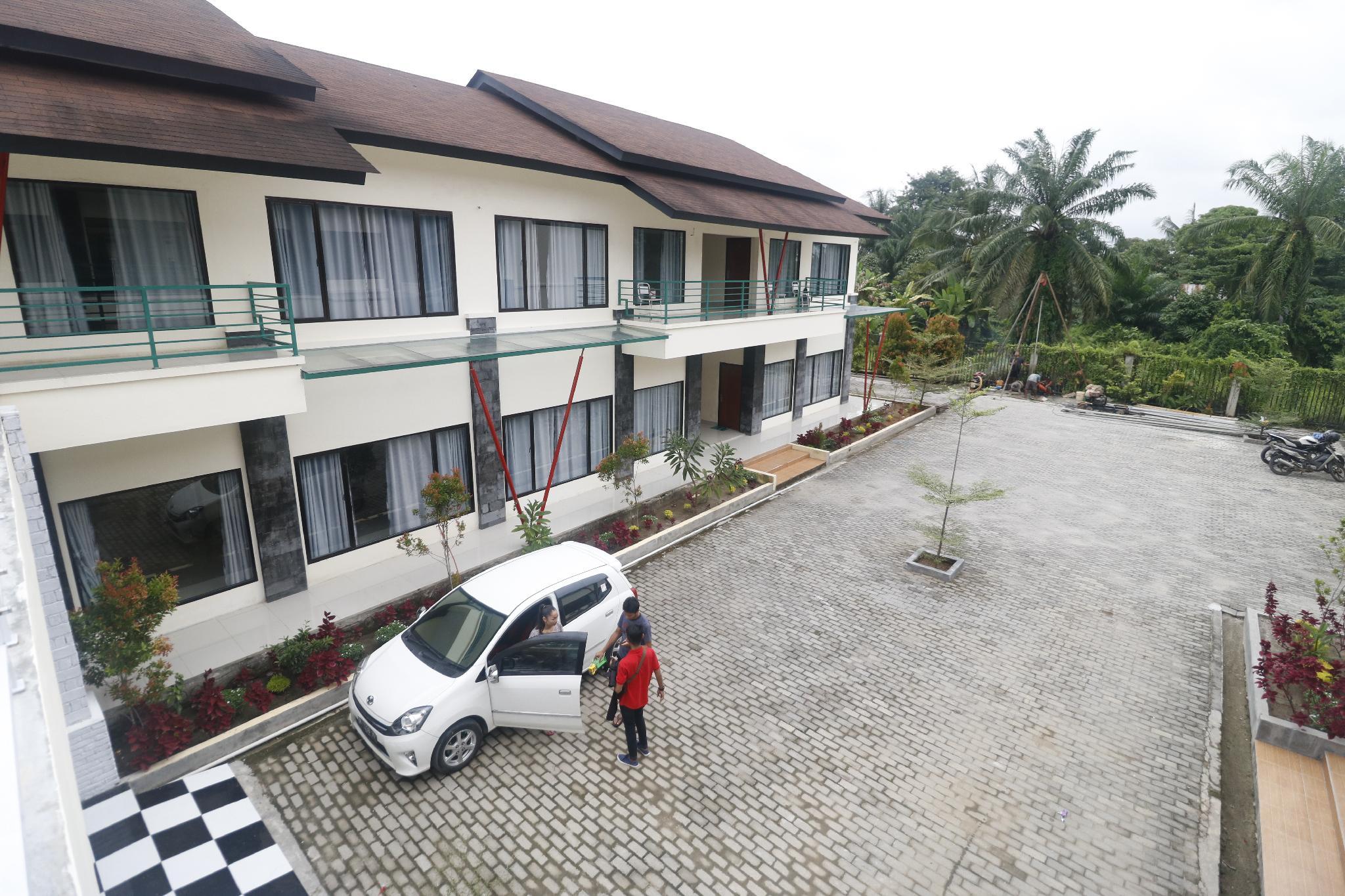 Ngoại cảnh khách sạn