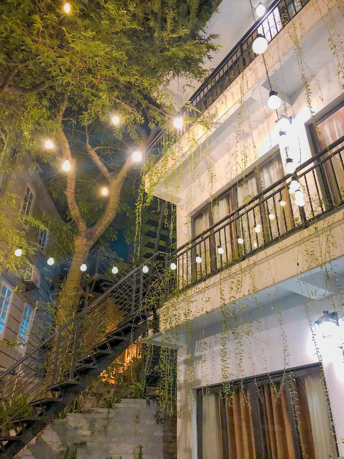 Ngoại cảnh khách sạn