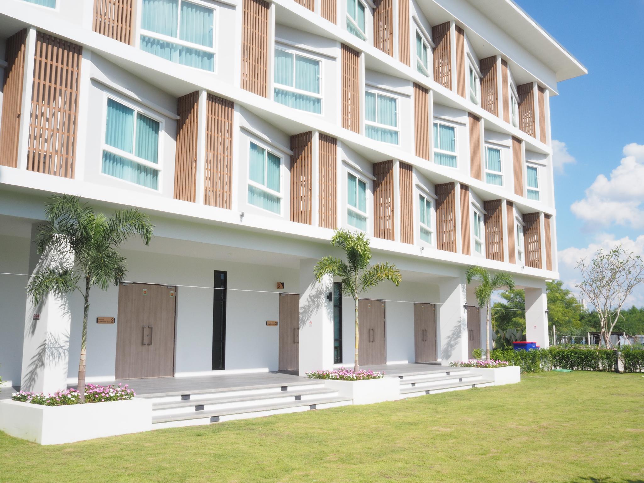 Ngoại cảnh khách sạn