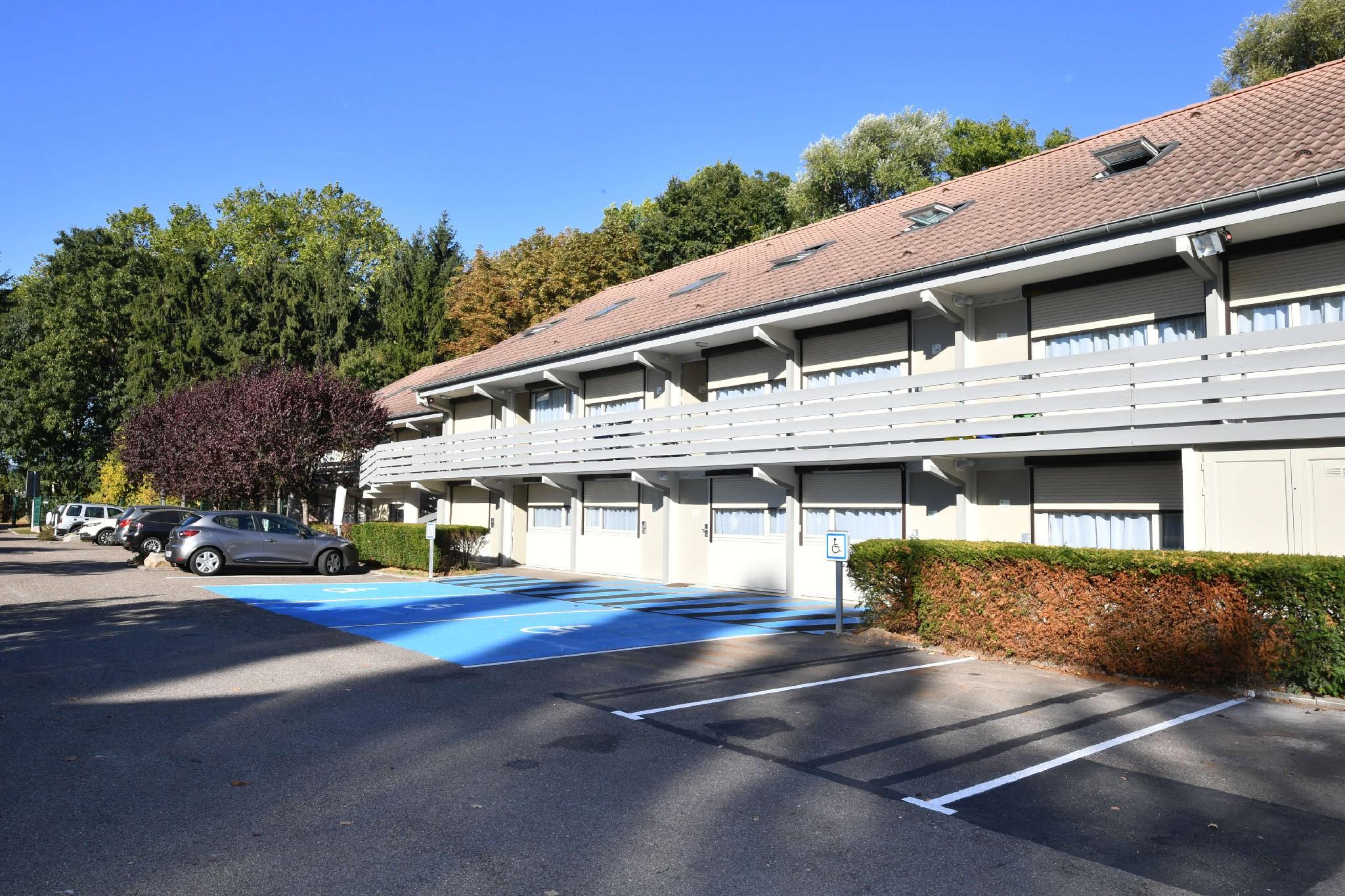 Ngoại cảnh khách sạn