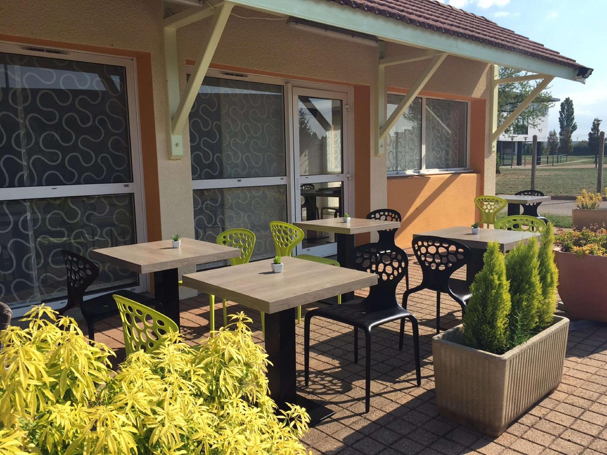 Ngoại cảnh khách sạn