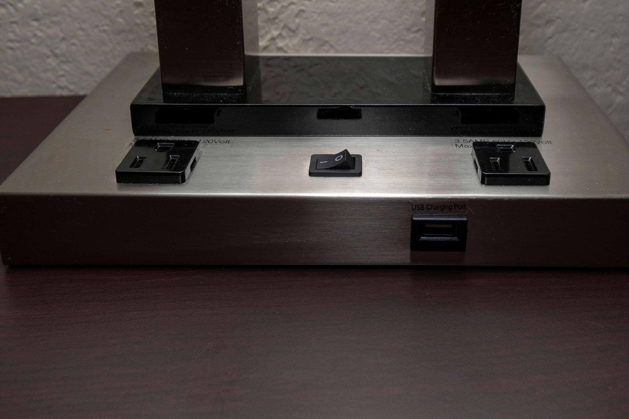 Tiện nghi (Phòng khách)