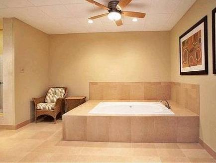 Bồn tắm nước nóng