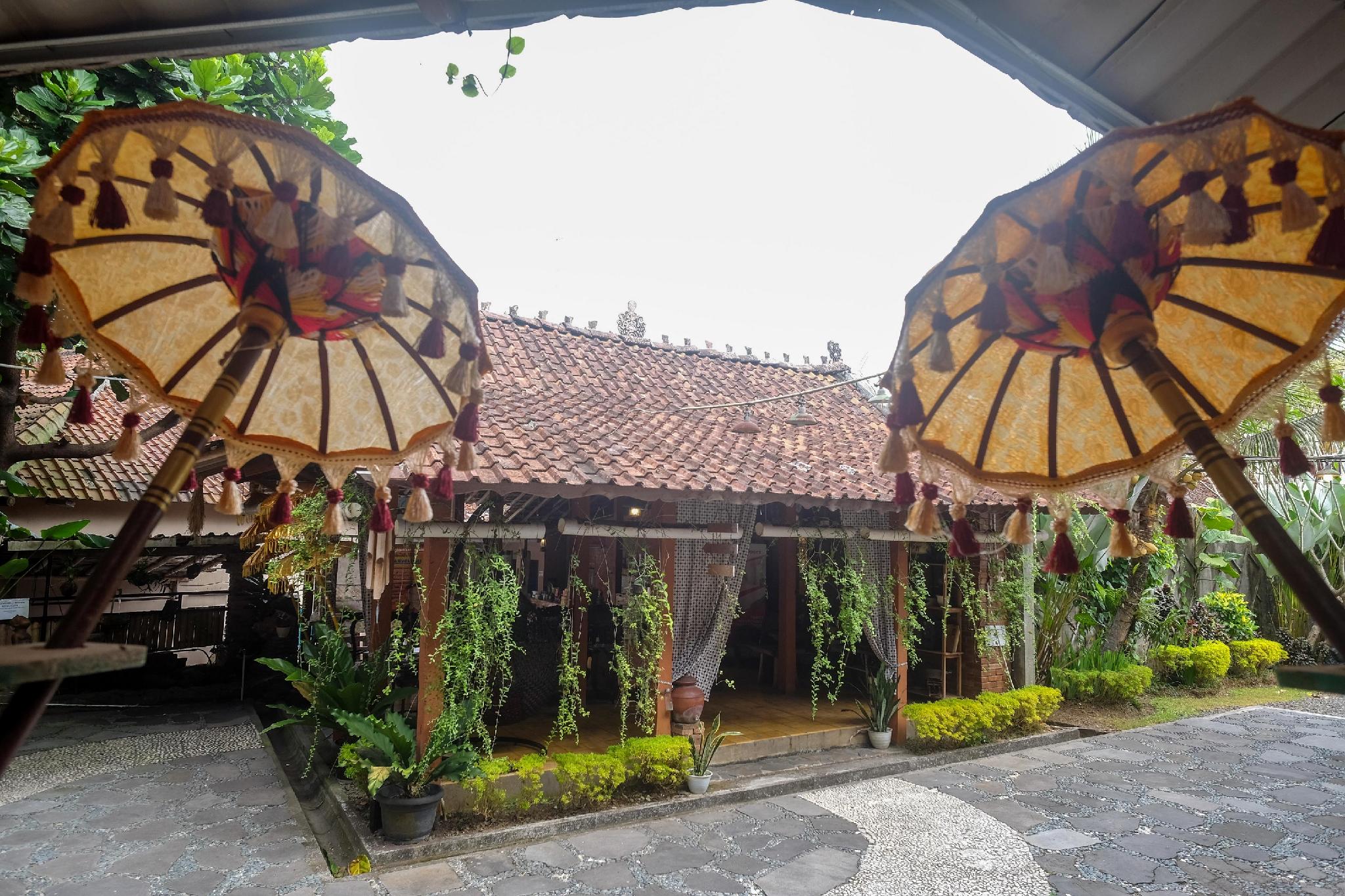 Ngoại cảnh khách sạn