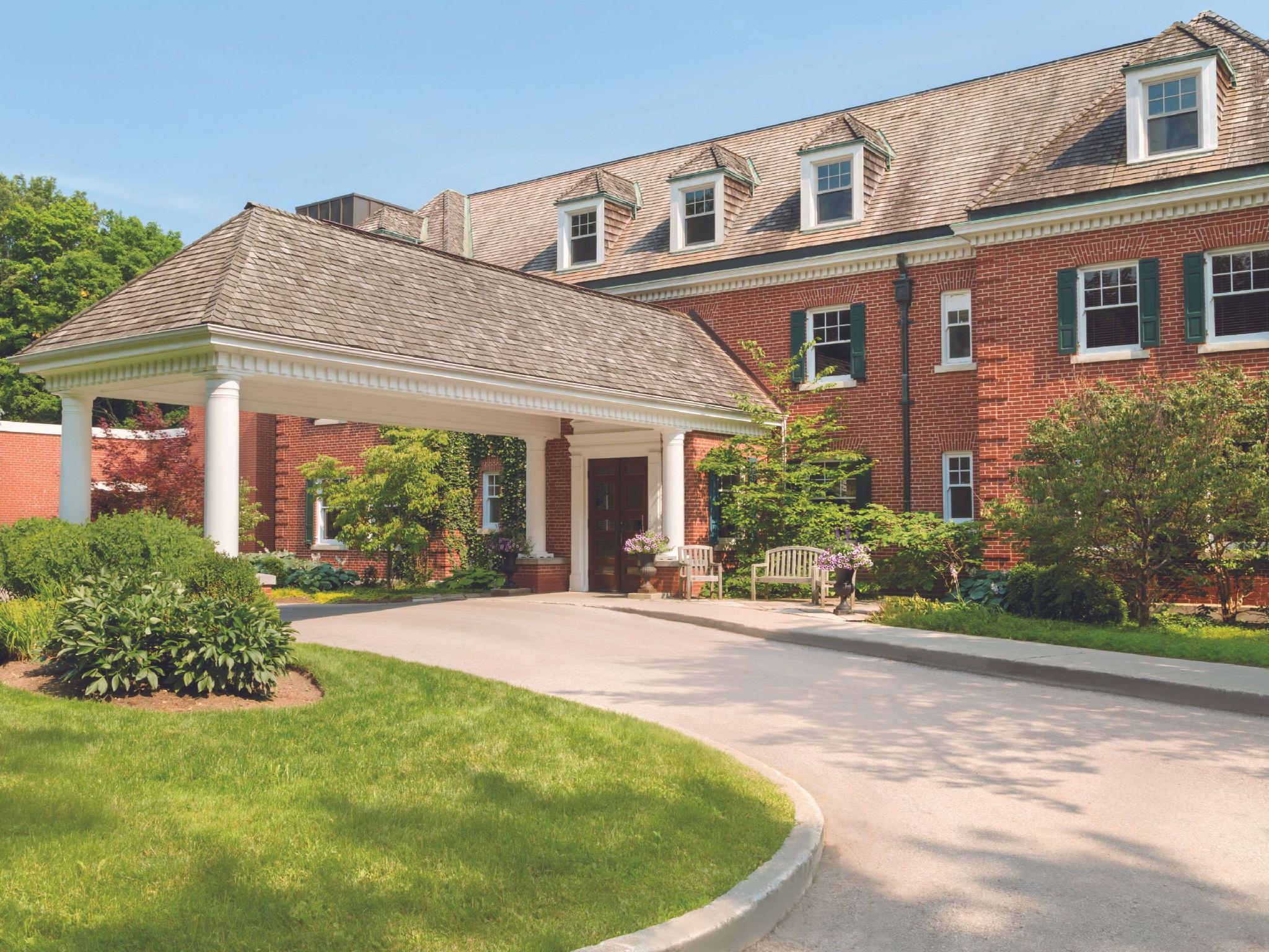 Ngoại cảnh khách sạn