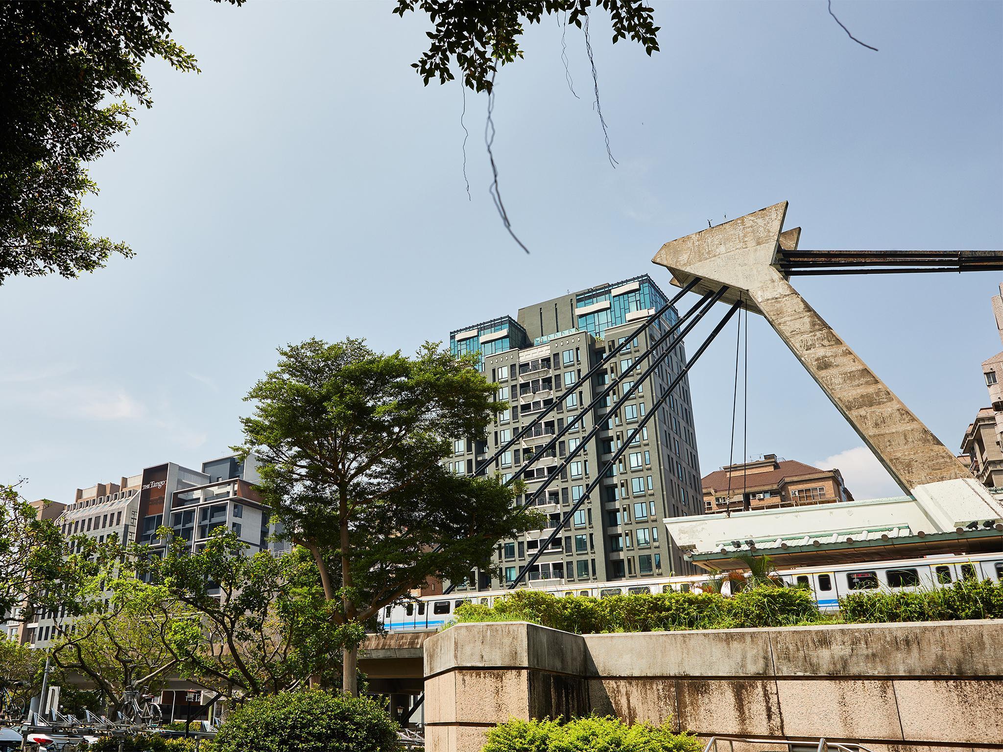 Khu vực xung quanh