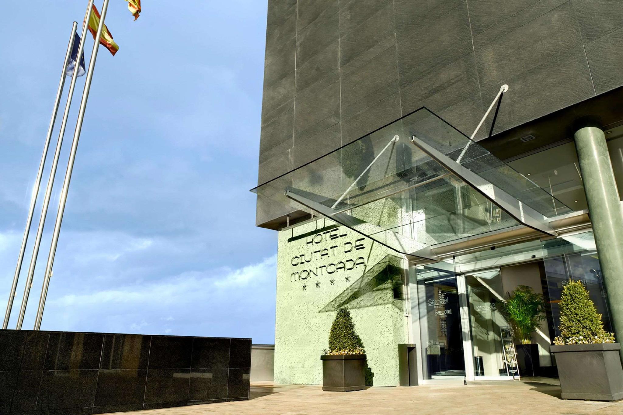 Ngoại cảnh khách sạn