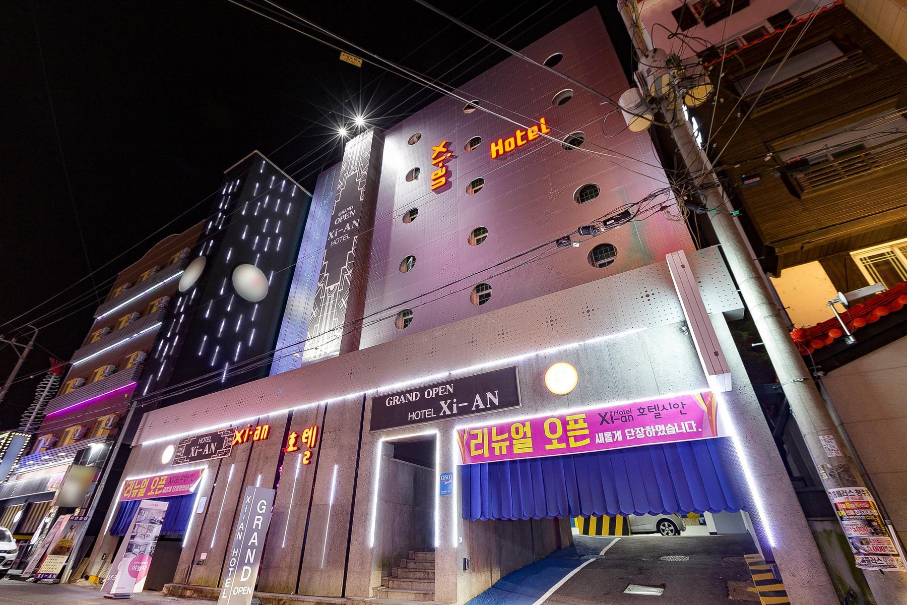 Ngoại cảnh khách sạn