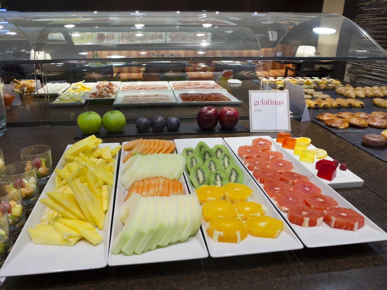 Đồ ăn và thức uống