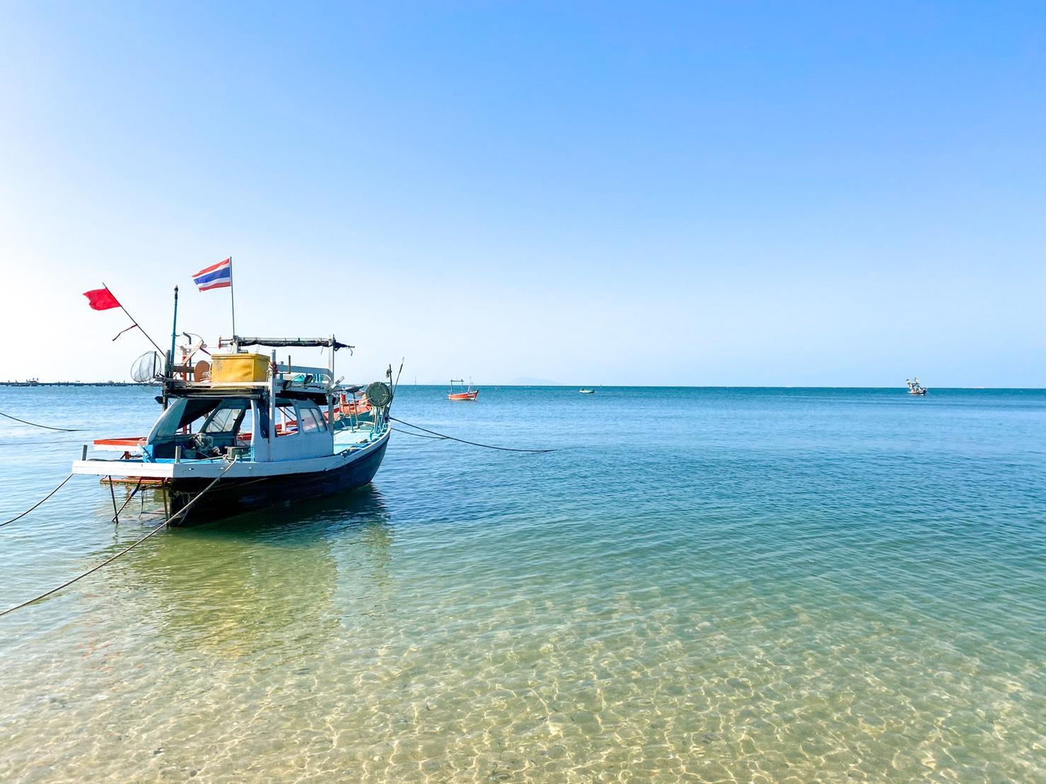 Khu vực xung quanh