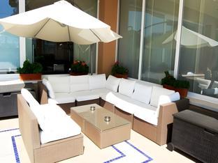 Ngoại cảnh khách sạn