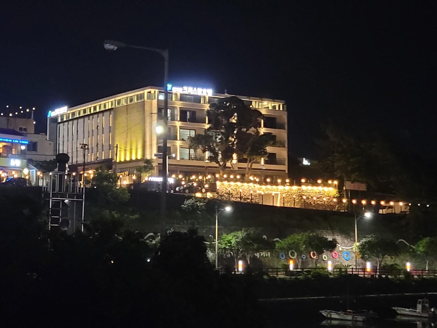 Ngoại cảnh khách sạn