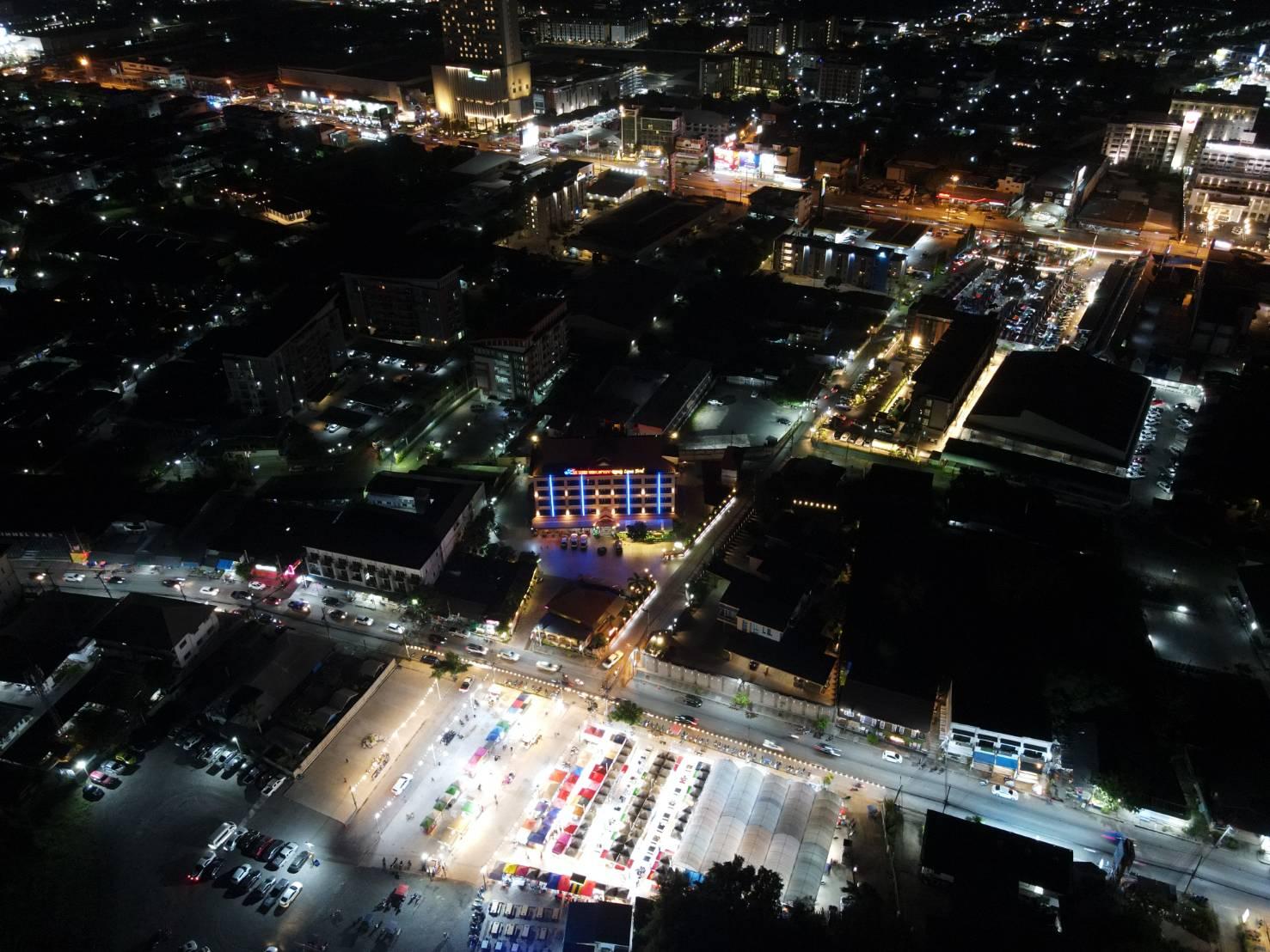 Nơi tham quan gần đây