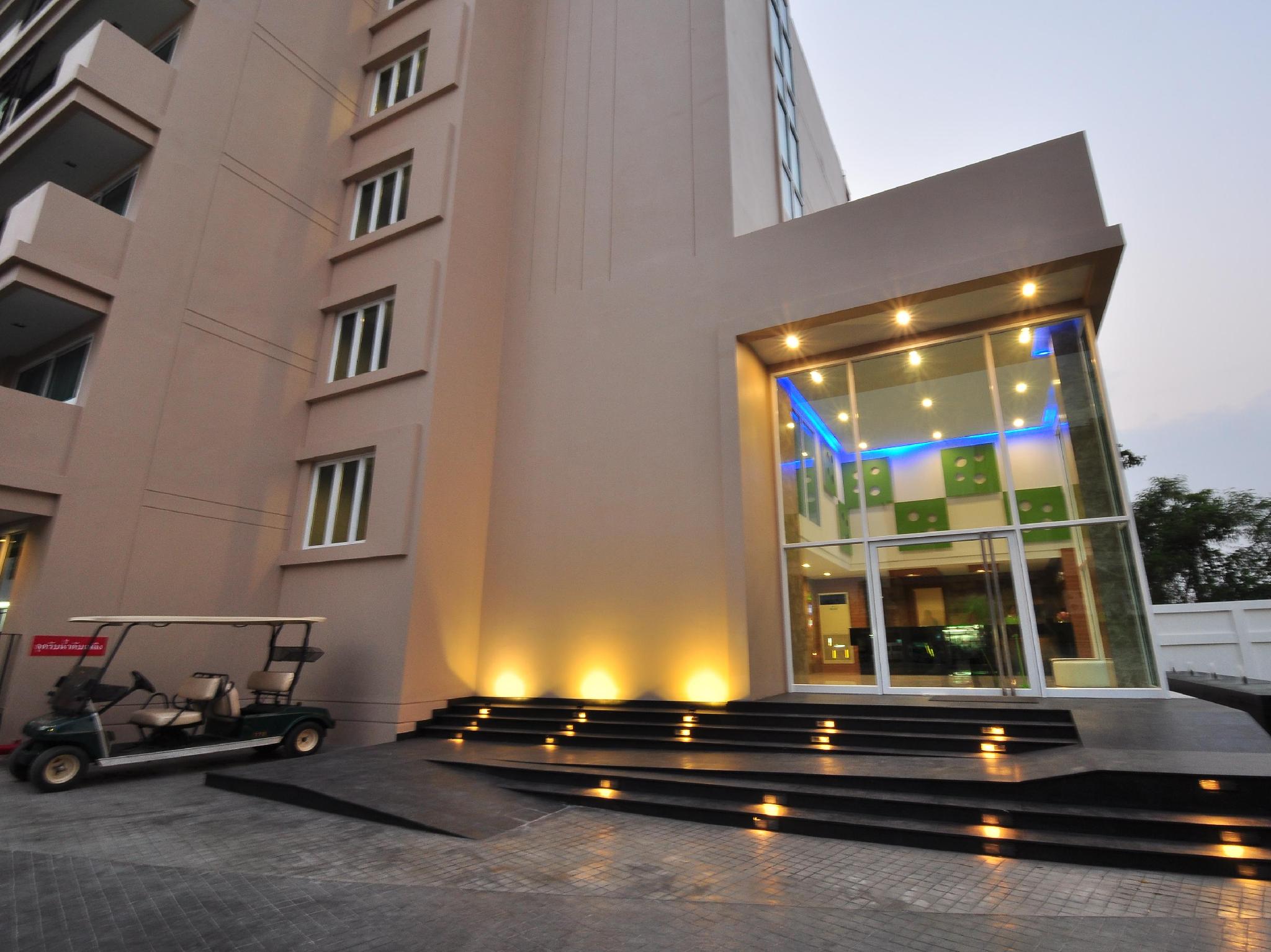 Ngoại cảnh khách sạn