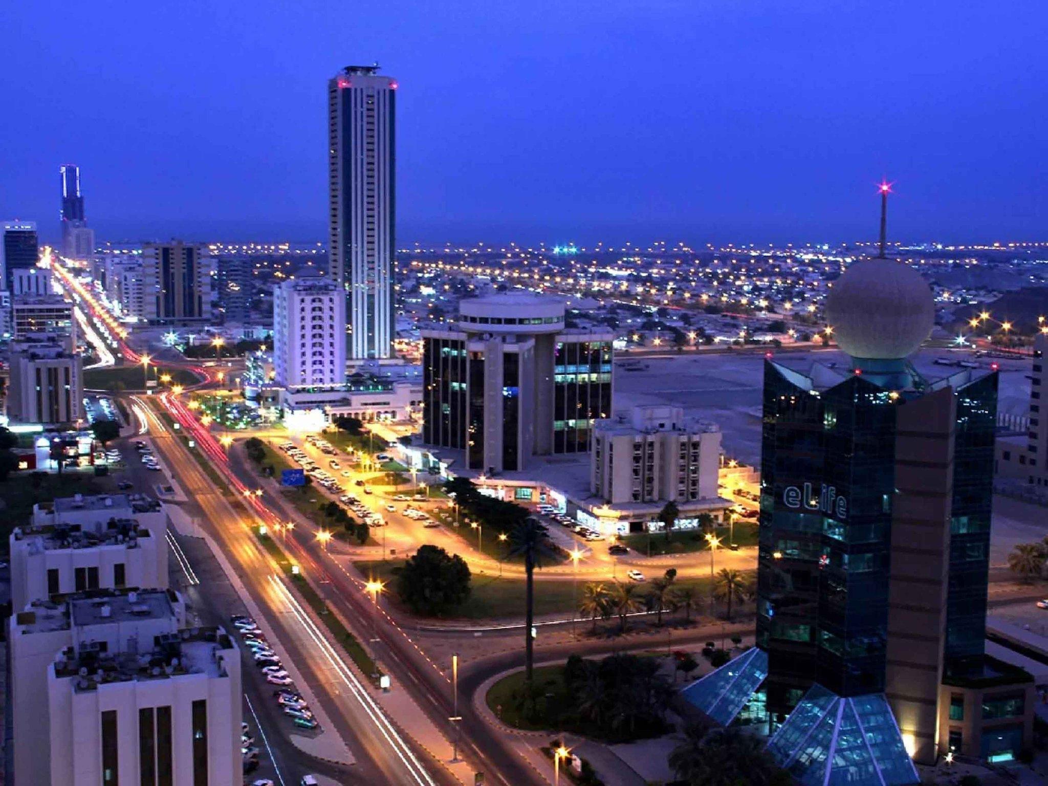 Nơi tham quan gần đây