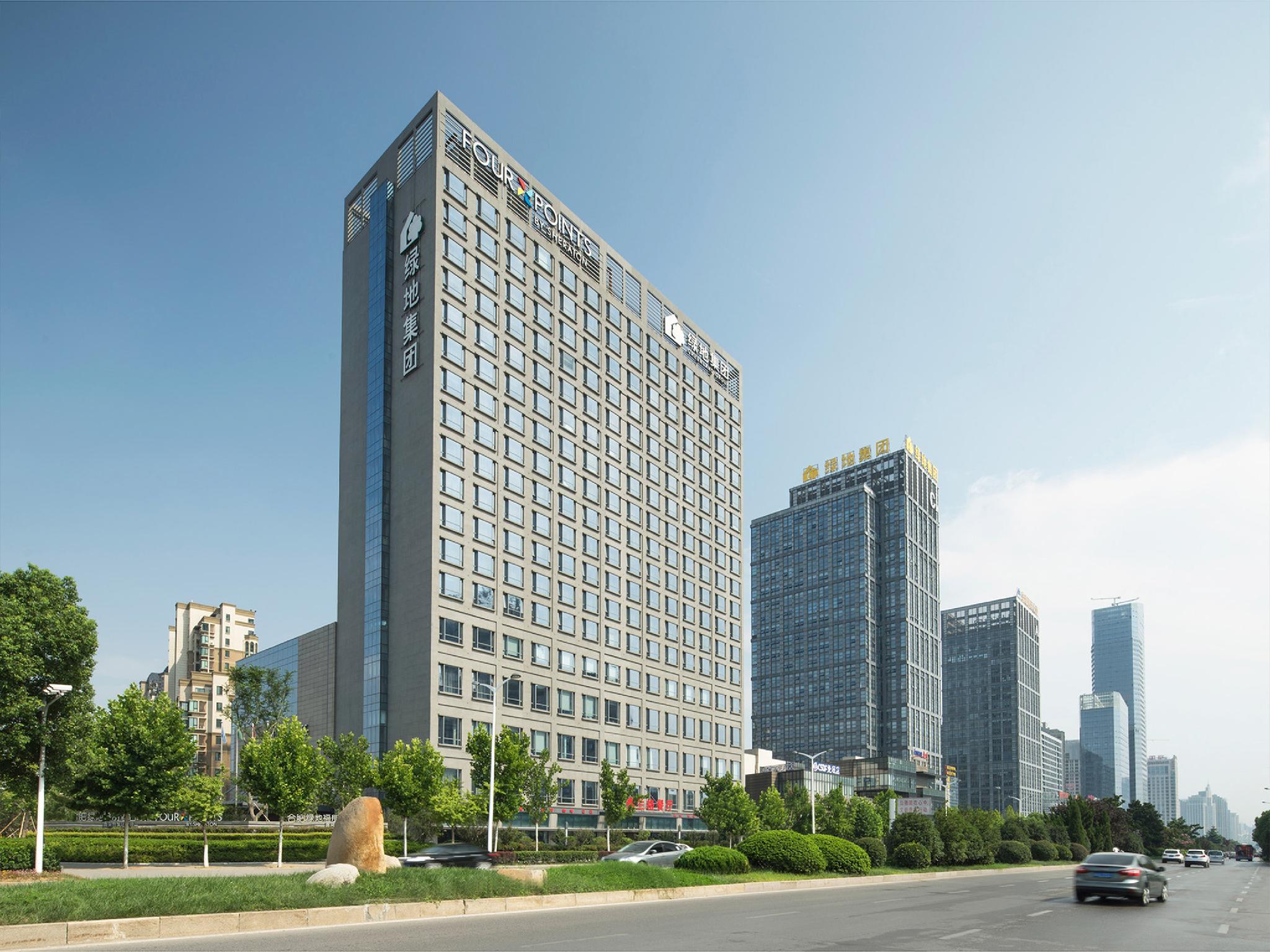 Ngoại cảnh khách sạn