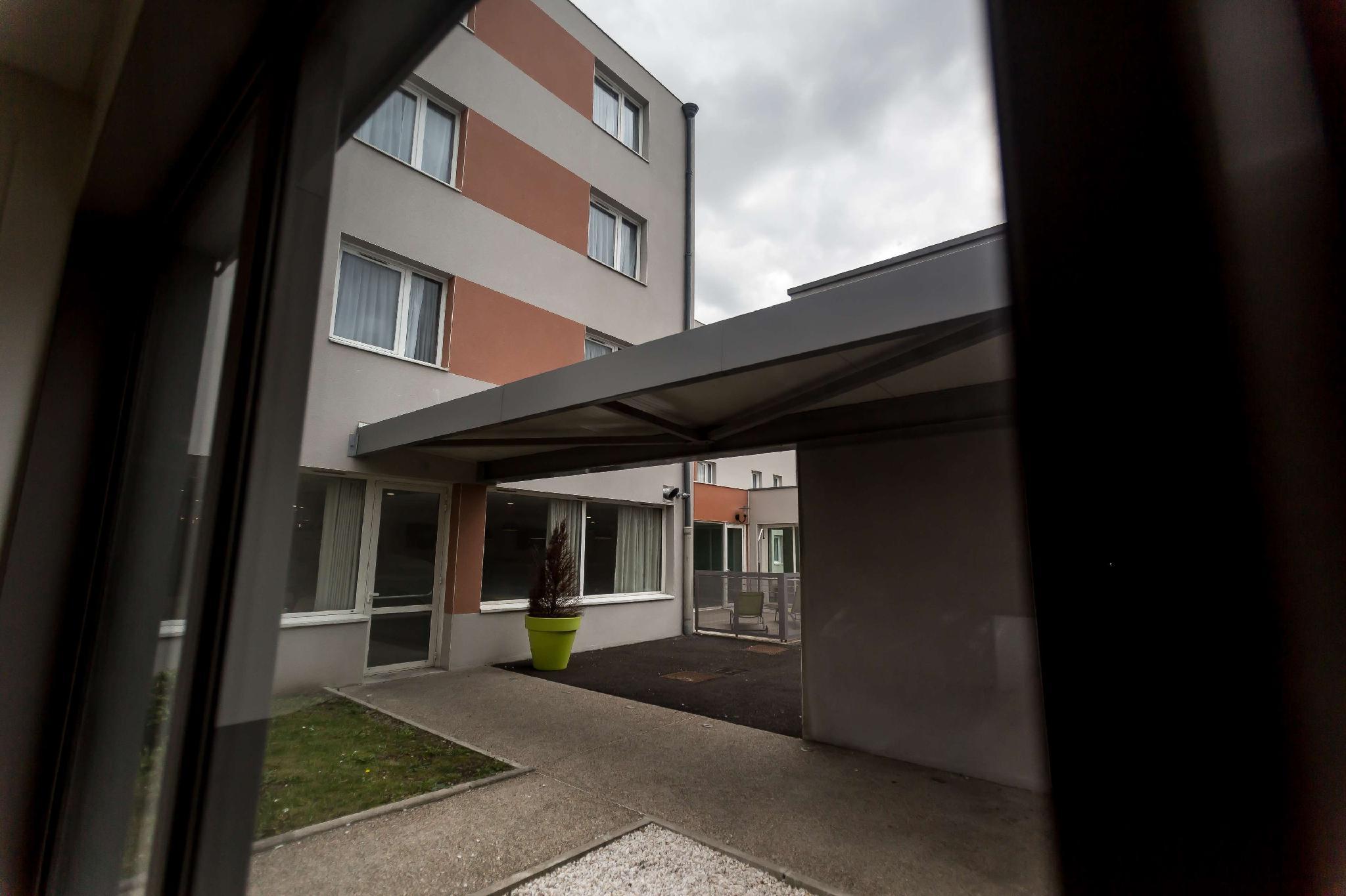 Ngoại cảnh khách sạn