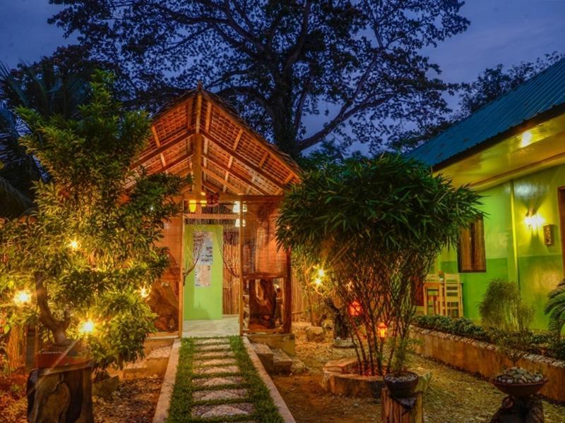 Ngoại cảnh khách sạn