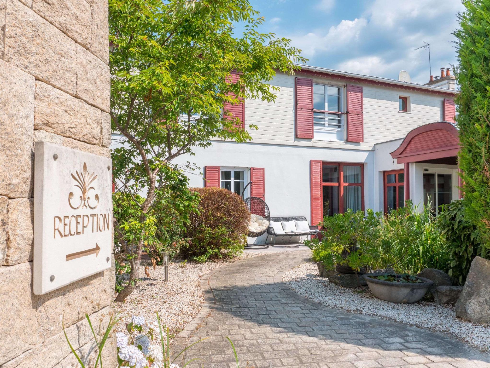 Ngoại cảnh khách sạn