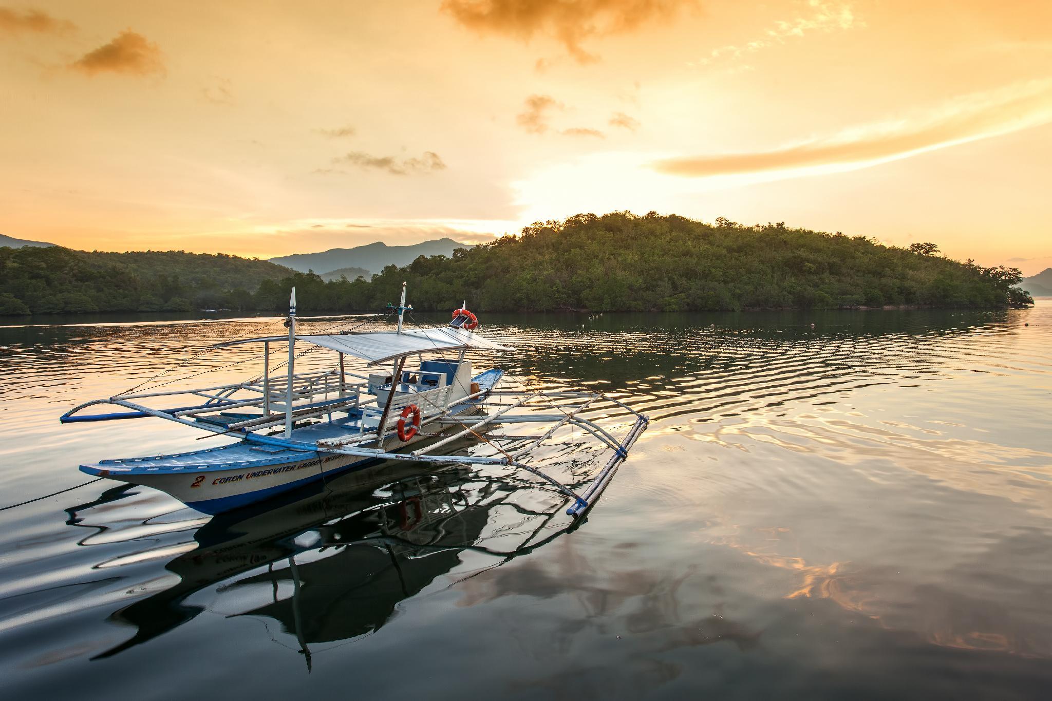 Khu vực xung quanh