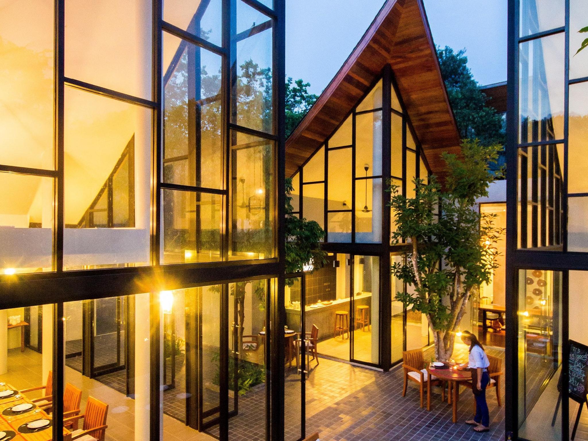 Ngoại cảnh khách sạn