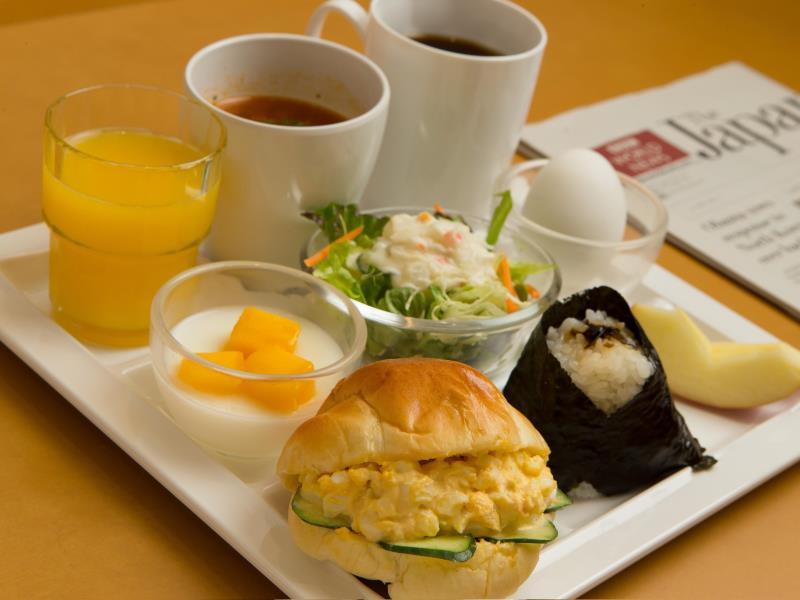 Đồ ăn và thức uống