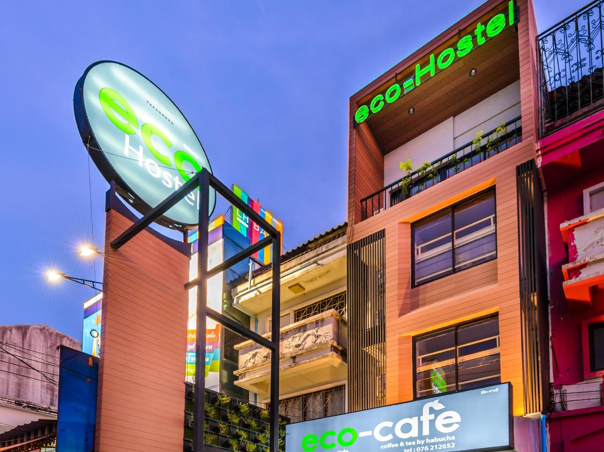 Ngoại cảnh khách sạn