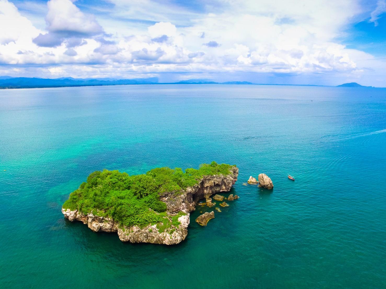 Nơi tham quan gần đây