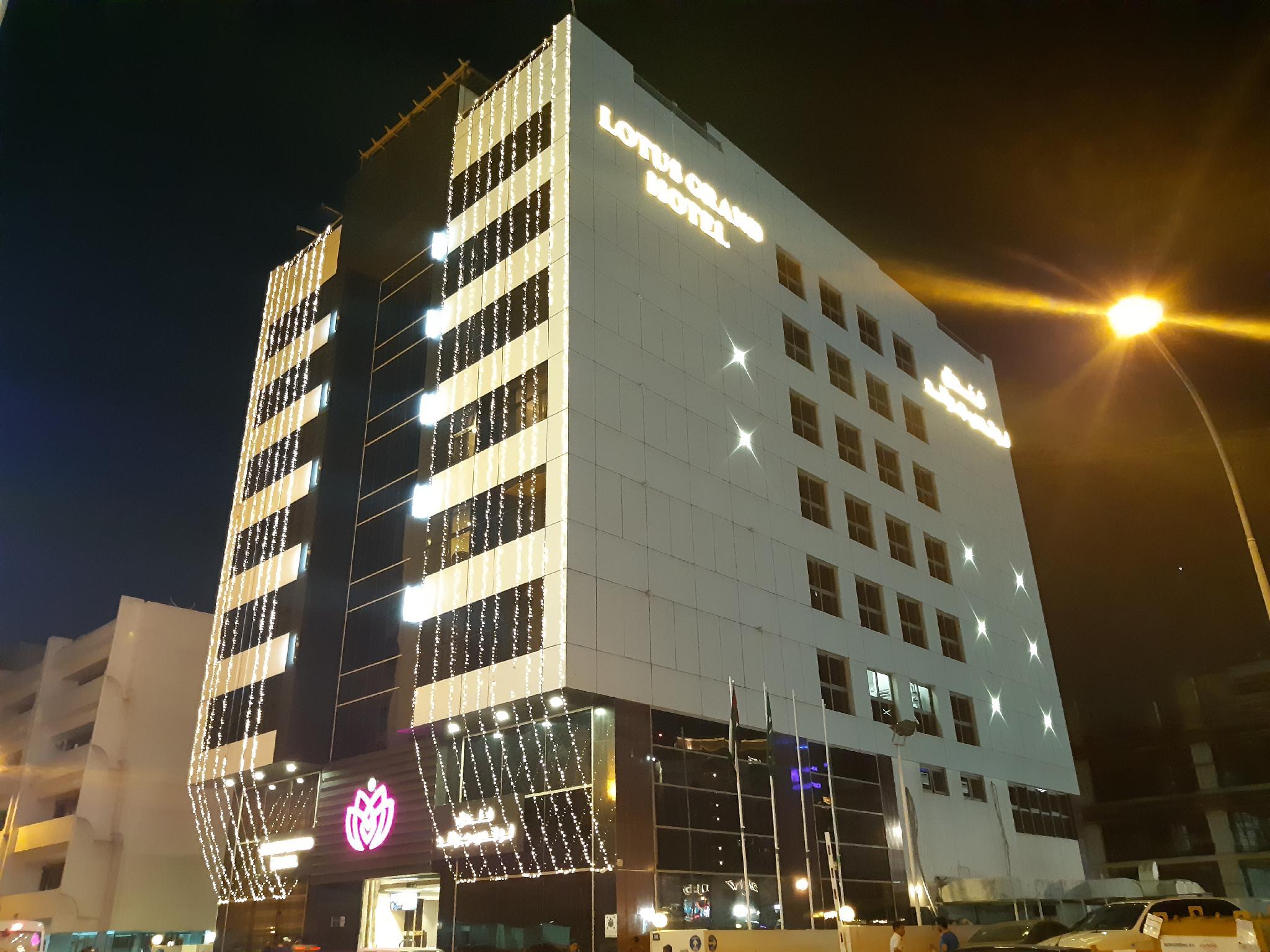 Ngoại cảnh khách sạn